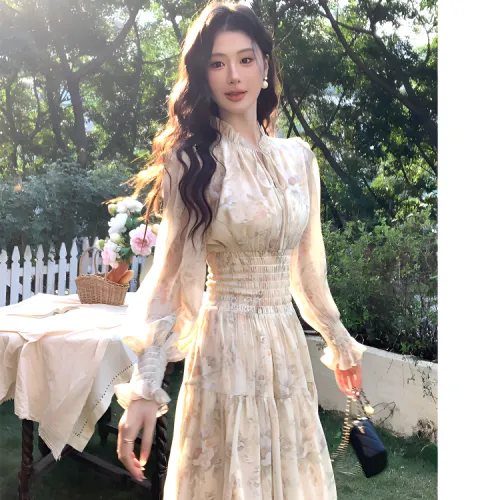 MORii Long Sleeved Dress Women's Multicolor