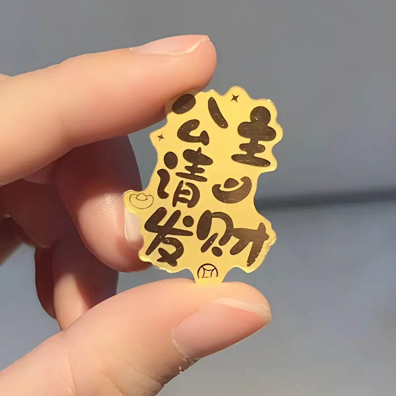 Ryukyu Lucky Cat Gold Sticker Pendants Unisex-3