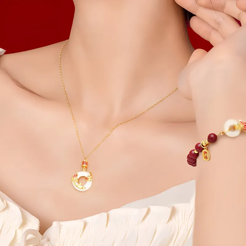 Bear Silversmith Chalcedony Necklaces Women's-4