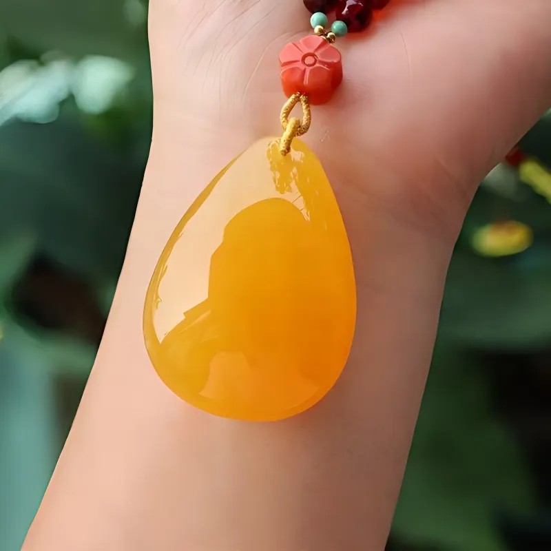 Xifeng Building Beeswax Necklaces Unisex-3