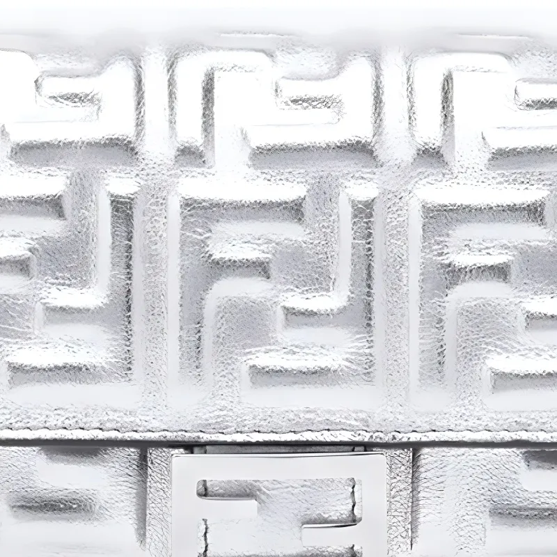 FENDI Baguette Wallets-4