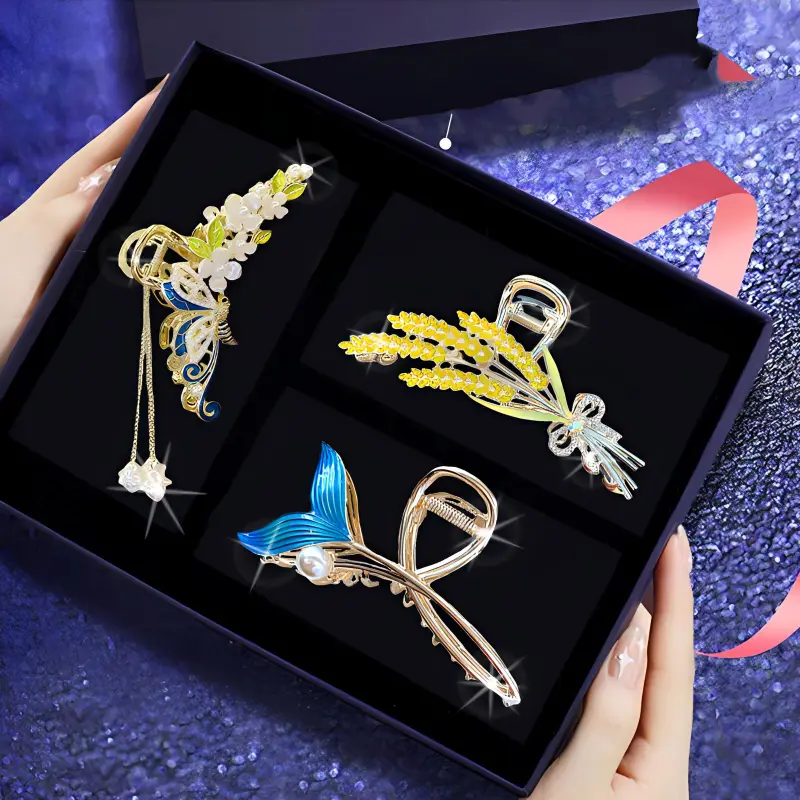 GAGA Hair Clips Women's-1