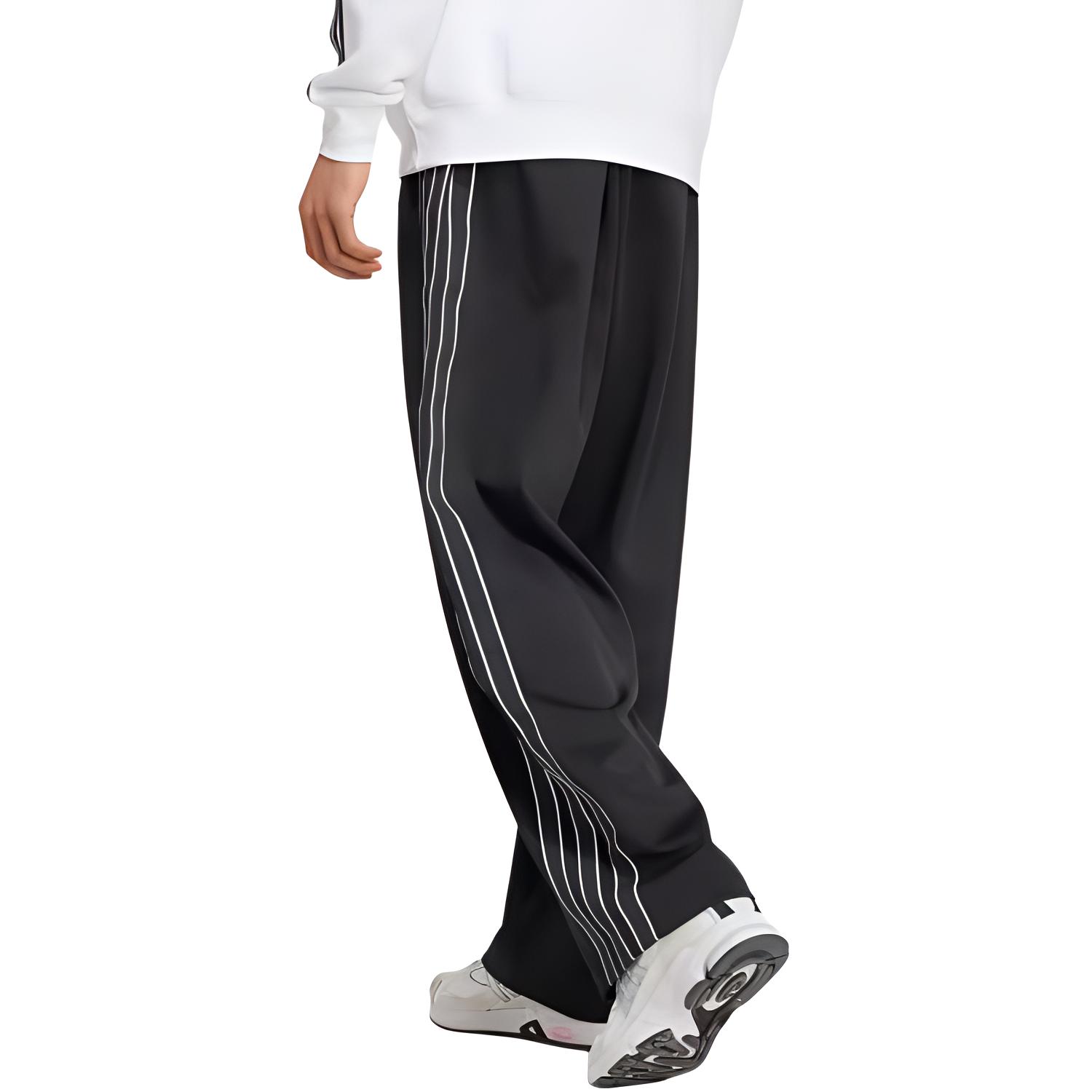 2 stripe adidas pants