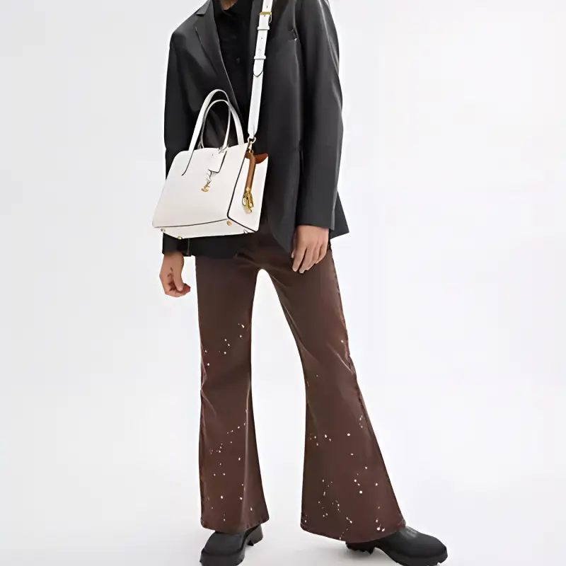 COACH Carter Soft Bright Grain Leather Tote Bag, Shopping Bag, Handbag, Shoulder Bag Large Size Women's White-4