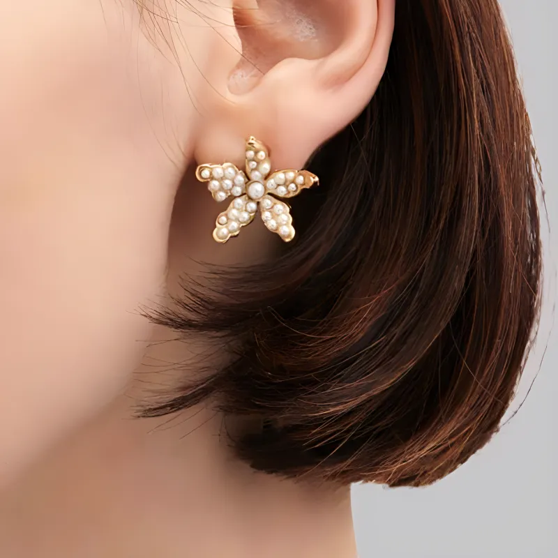 Oscar De La Renta Pavé Pearl Flower Earrings-2