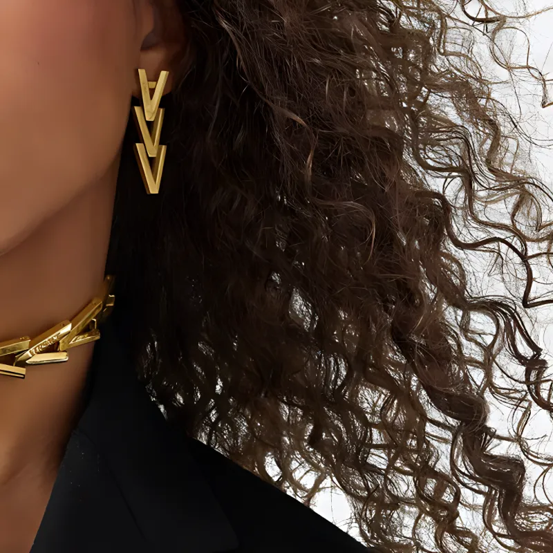 VERSACE V2025 Chain Drop Earrings-3