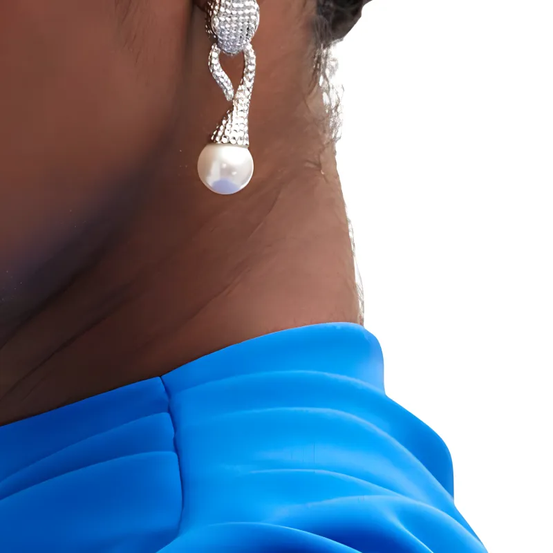 Oscar De La Renta Snake Pearl Drop Clip on Earrings-2