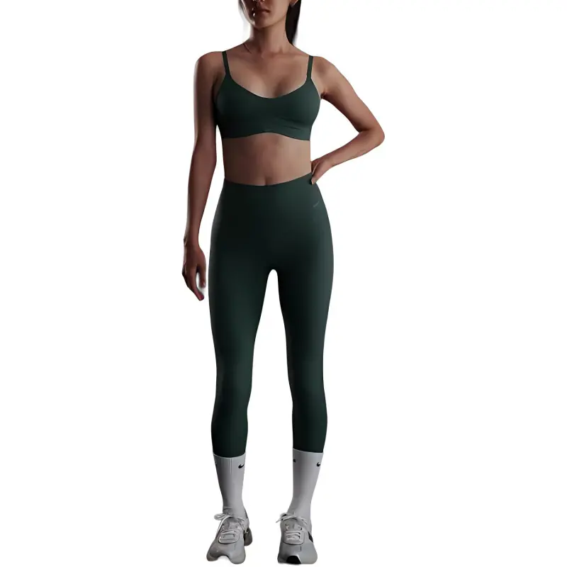 Nike Alate Minimalist Women's Light-Support Padded Convertible Sports Bra-2