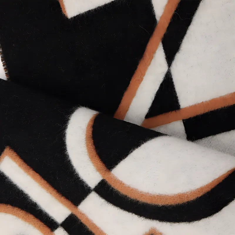 LOUIS VUITTON M93281 Duo Infinity Scarf-2