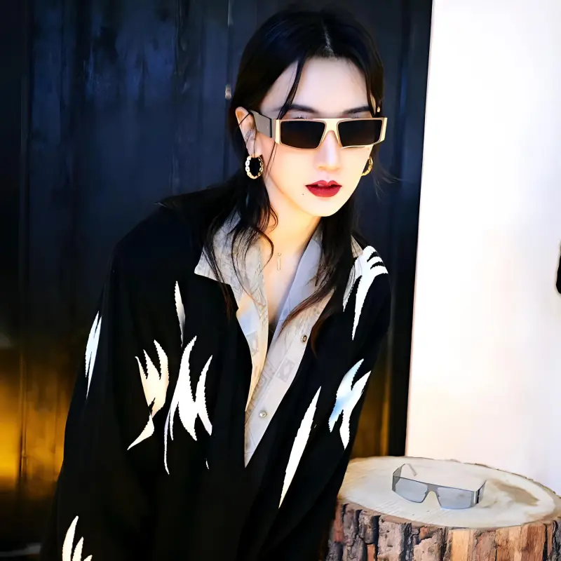 Discover Mental Club Plate And Metal Irregular Shape Sunglasses Unisex-3