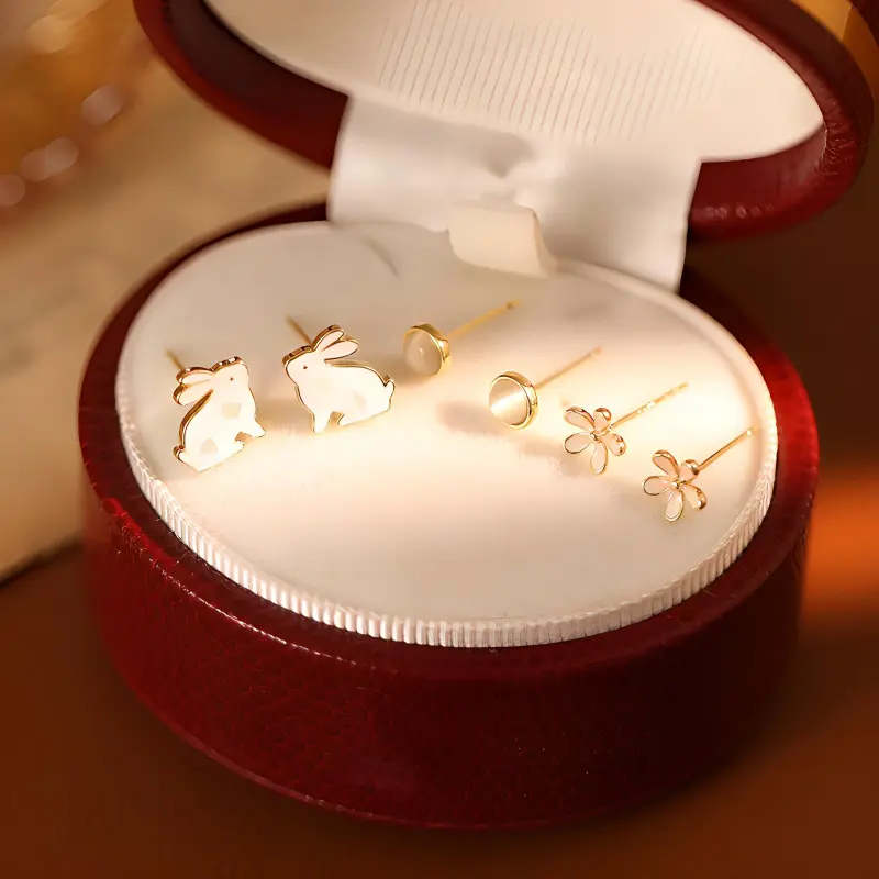 Yiru Glass Cat Eye Stud Earrings Women's-3