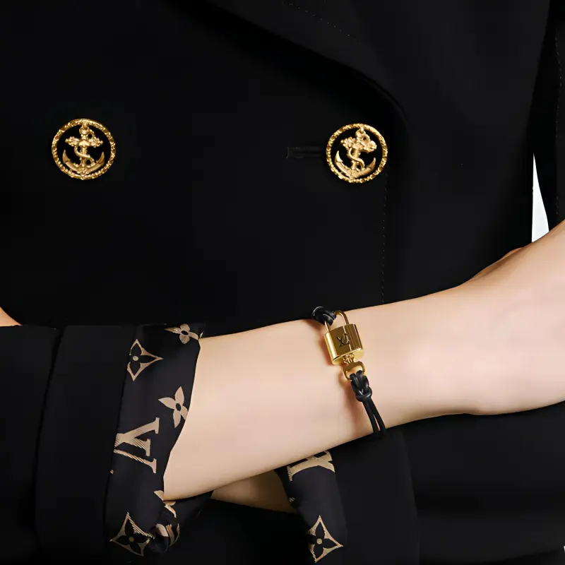 LOUIS VUITTON M8819F Lv Padlock Bracelet-1