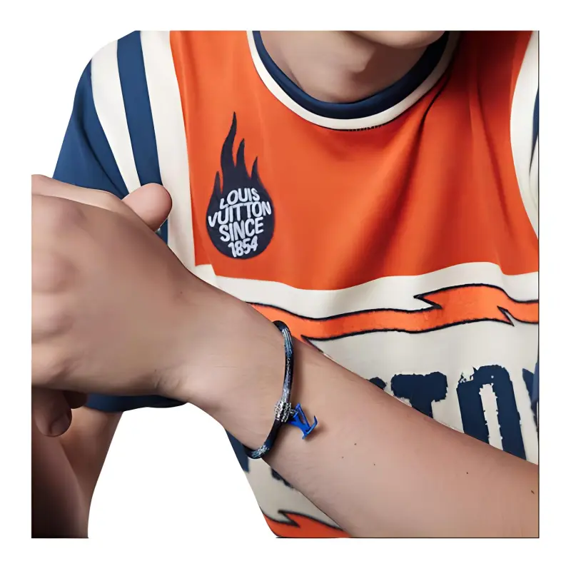 LOUIS VUITTON Keep It Shape Leather Bracelet-3