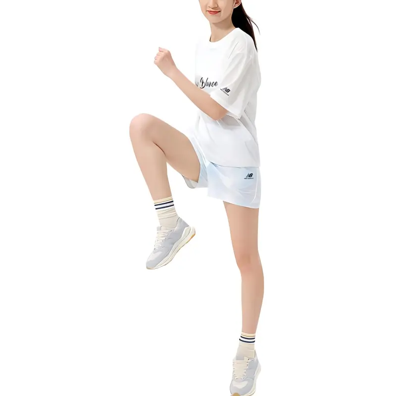 New Balance T Shirts Women's White-1