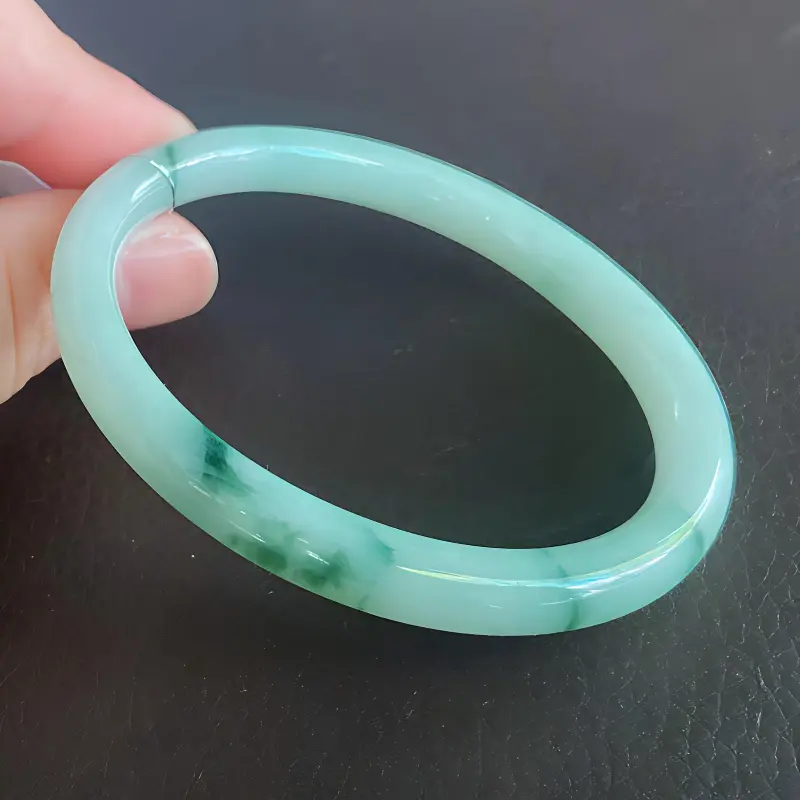 Fei Yan Glutinous Jade Bangles Unisex-1
