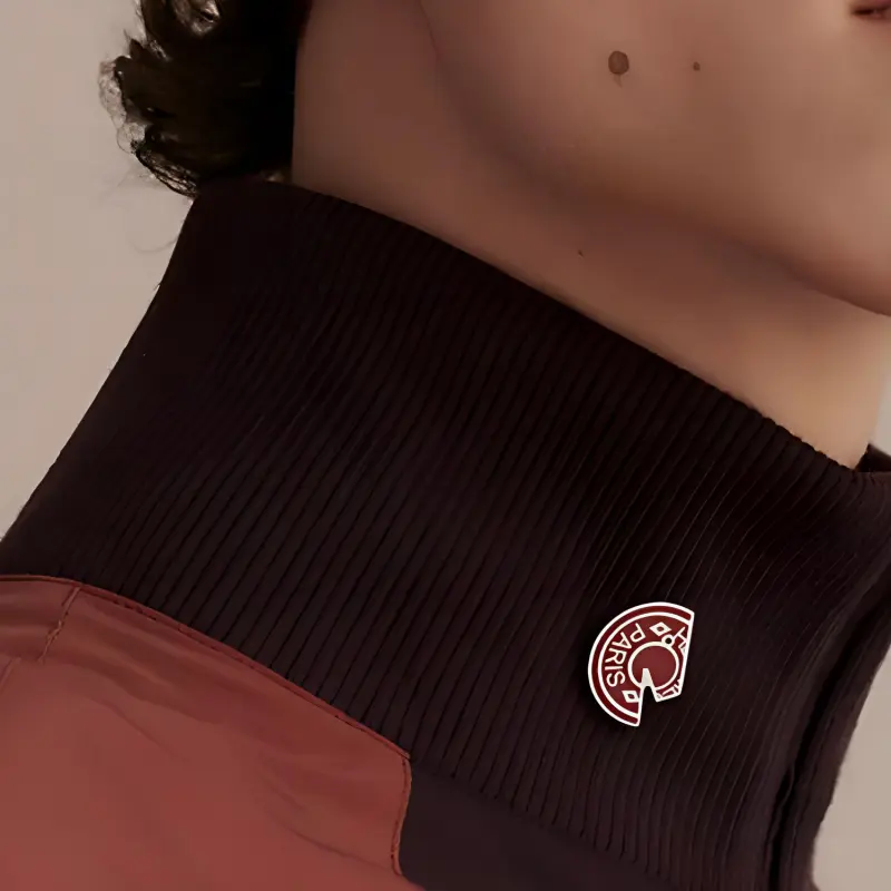 HERMES Brooches Unisex Red-2
