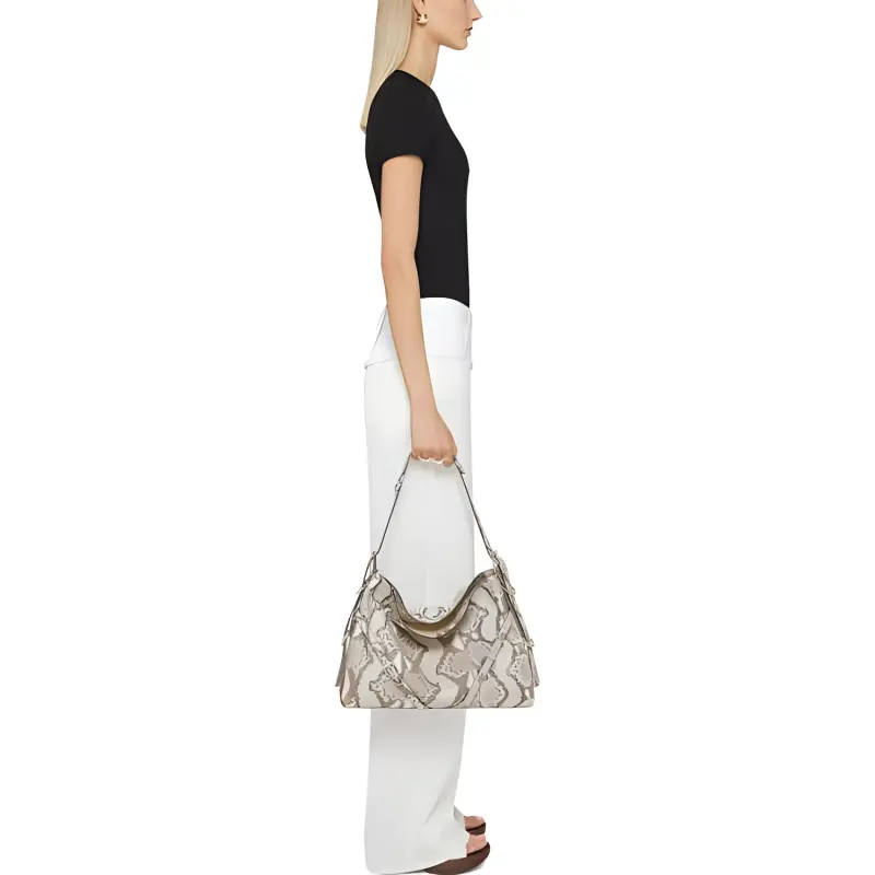 Givenchy T Shirts Women's Black-3