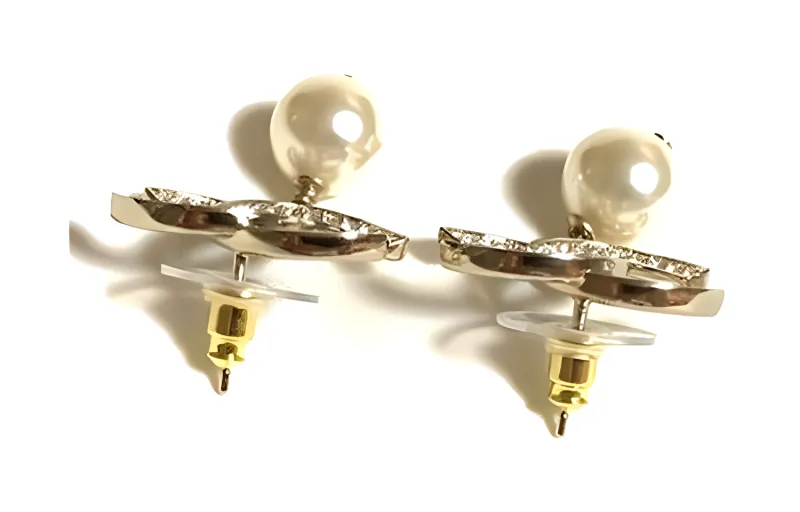 CHANEL 22c Early Spring Earrings Women's Gold-3