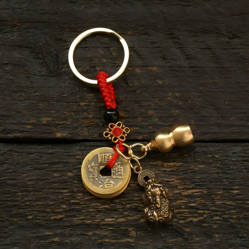 Yi Bu Kang Metal Pendants Unisex-1