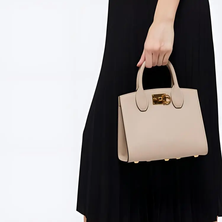 FERRAGAMO Cow Leather Handbag Women's Coffee-4