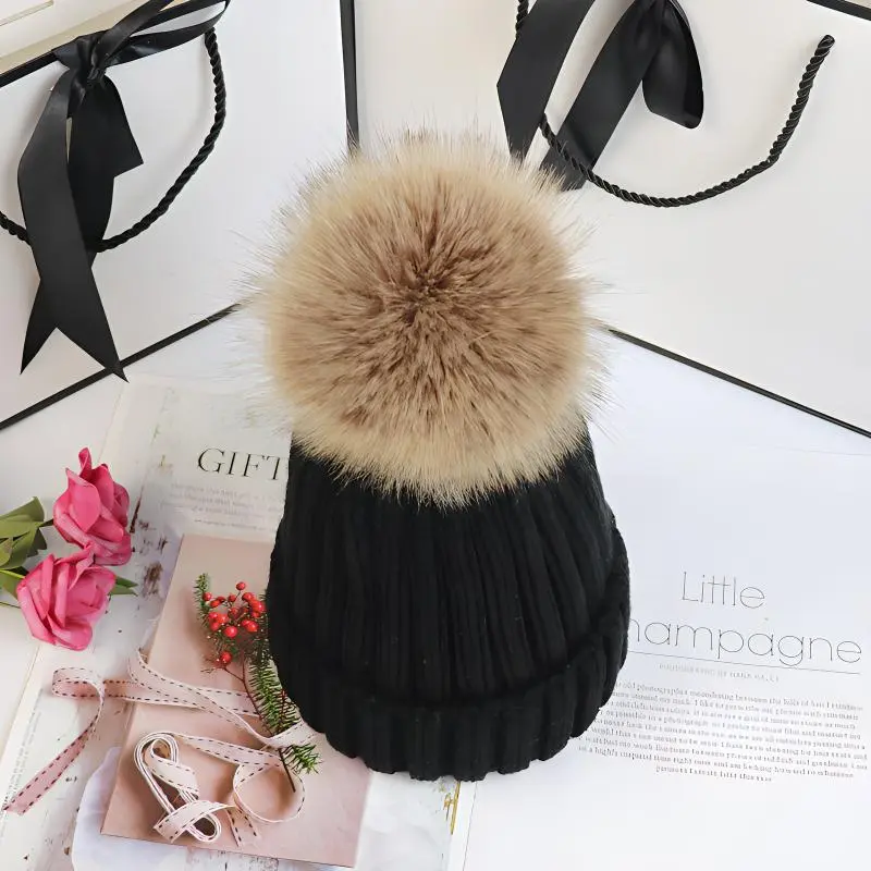 Cranta Komeia Acrylic Beanies Unisex-1