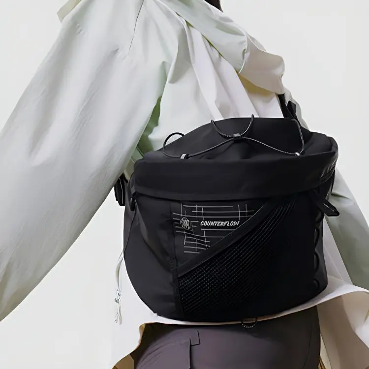 LINING CF Tracing Sling Bags Black-3