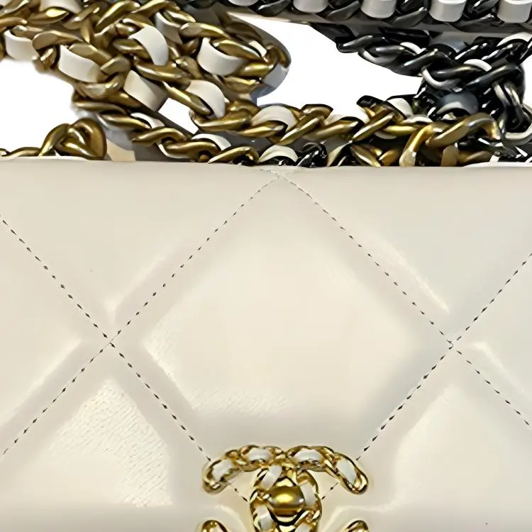 CHANEL 19BagWOC Sheepskin Chain Bag, Shoulder Bag, Crossbody Bag Women's White-2