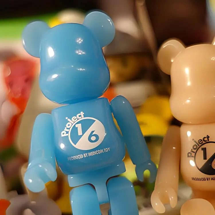 BE@RBRICK Project 1/6 GLOW In THE DARK Glow In The Dark 100% +100% Hang Tag Box 100%-2