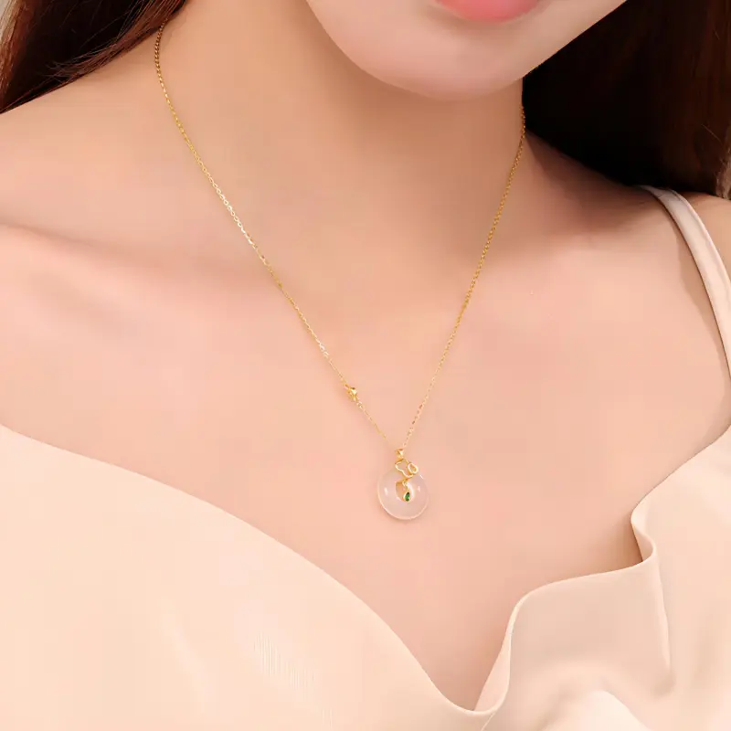 Emerald Chalcedony Necklaces Women's-2