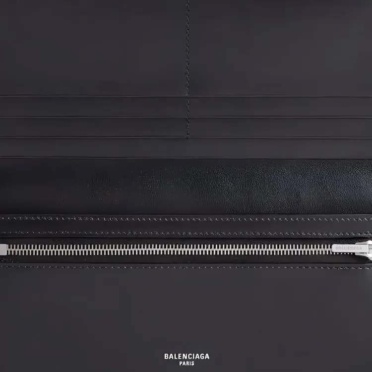 Balenciaga Passport Long Wallet-4