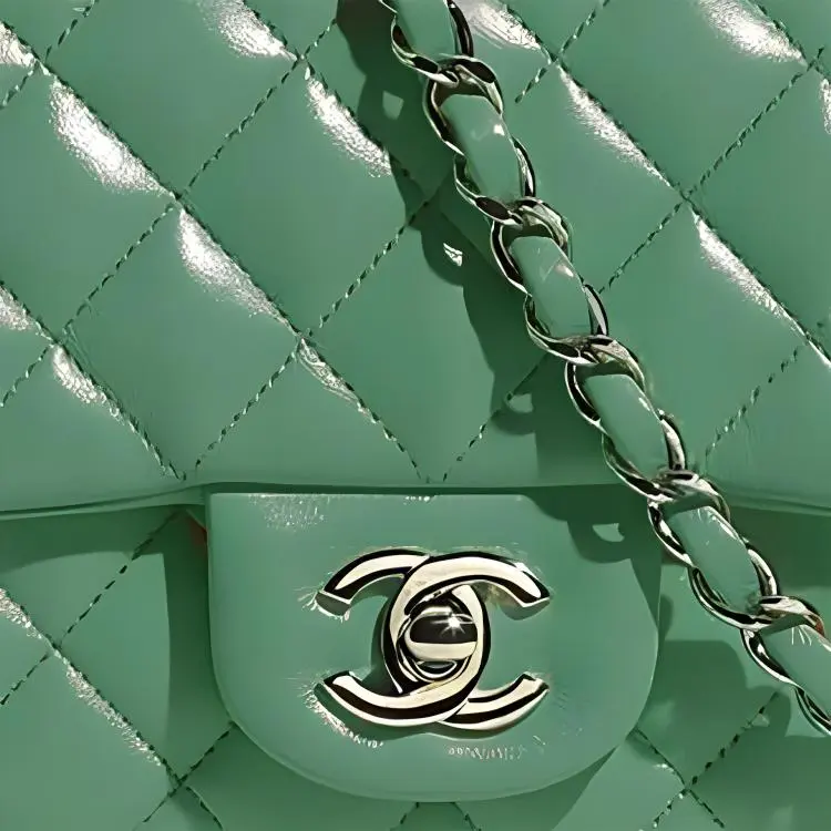 CHANEL 22A Pre Fall Classic Flap CF Sheepskin Portable Crossbody Bag, Shoulder Bag Mini Women's Green-2