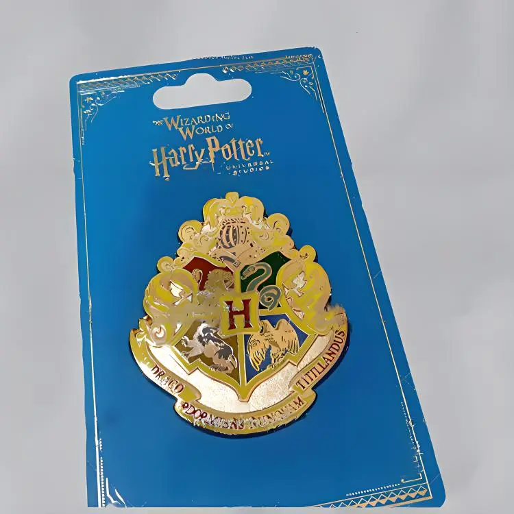 Universal Studios Harry Potter Hogwarts Magic Preppy Gryffindor Slytherin And Ravenclaw Houses Badges-3