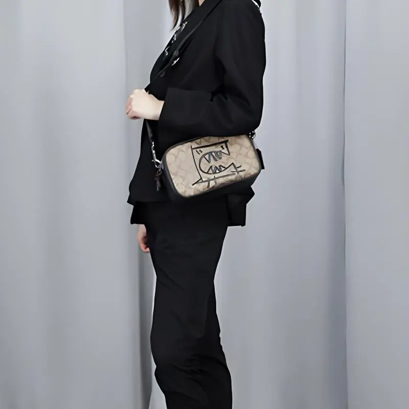 COACH Jes Canvas With Leather Camera Bags Crossbody Bag Shoulder Bag Medium Size Men's Khaki-4
