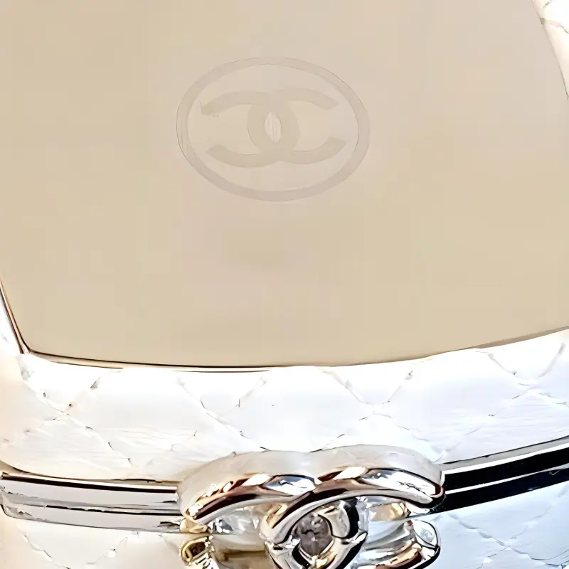 CHANEL Lambskin Powder Bag, Makeup Box Bag, Crossbody Bag, Shoulder Bag Women's White/Silver-3