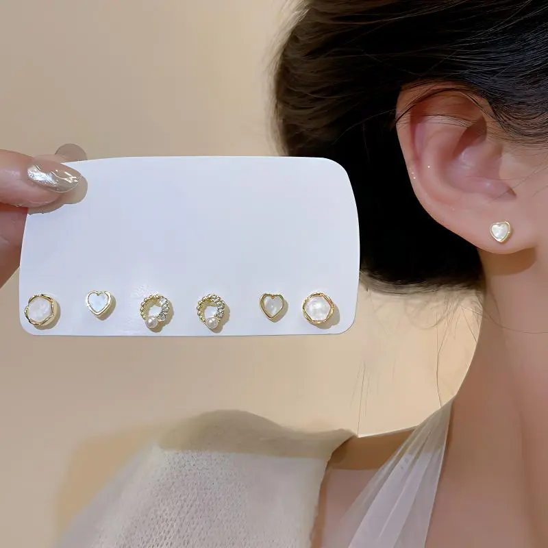 QIANFANGDAHUANGYE Alloy Stud Earrings Women's-1