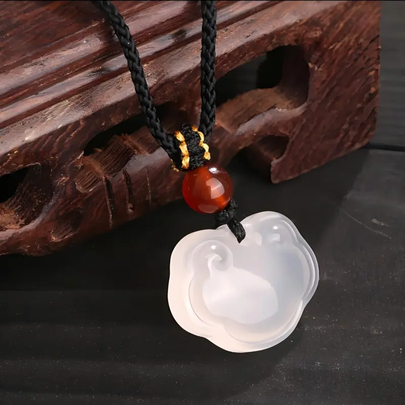 Di Su Xing Chalcedony Jade Necklaces Women's-2