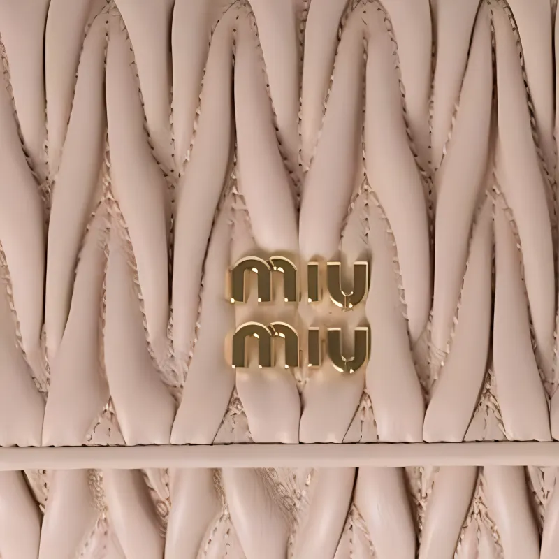 MIU MIU Matelassé Lambskin Wallet Small Size Women's Pink-4