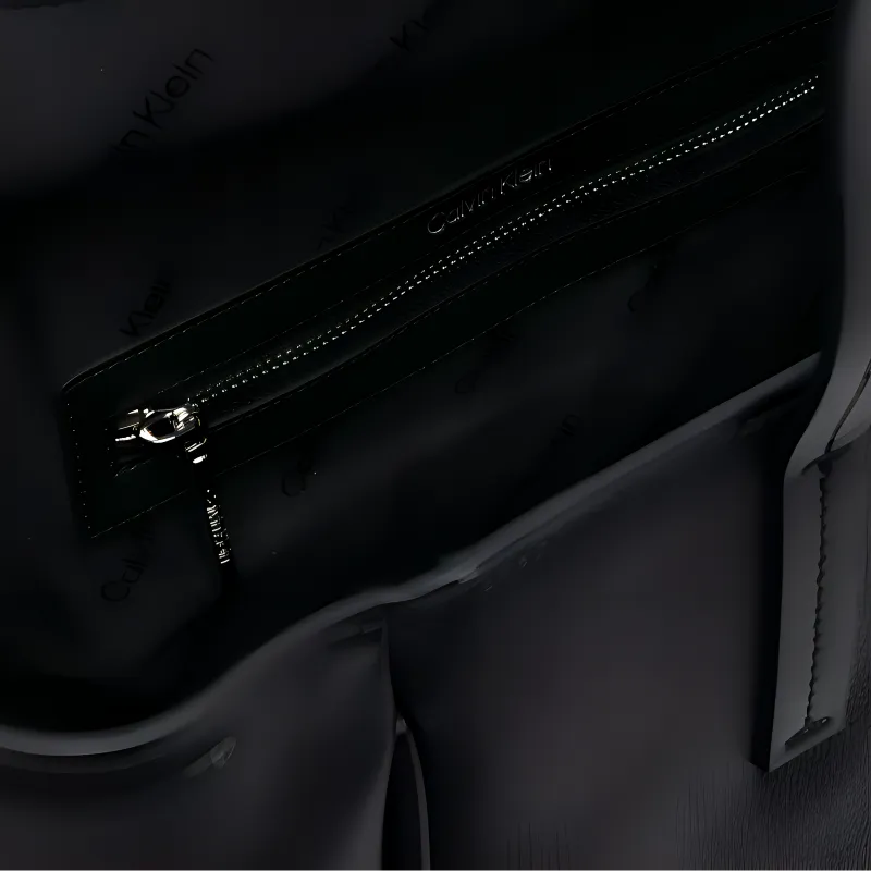 Calvin Klein Logo plaque Tote Bag-2
