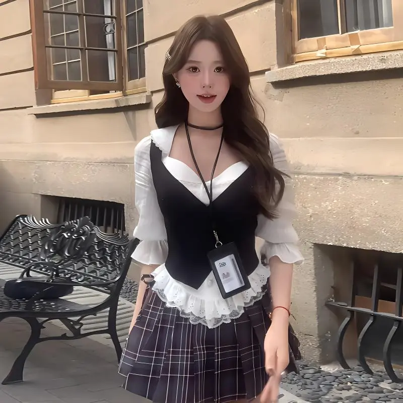Gentle Welcome Skirt Set Women's-2