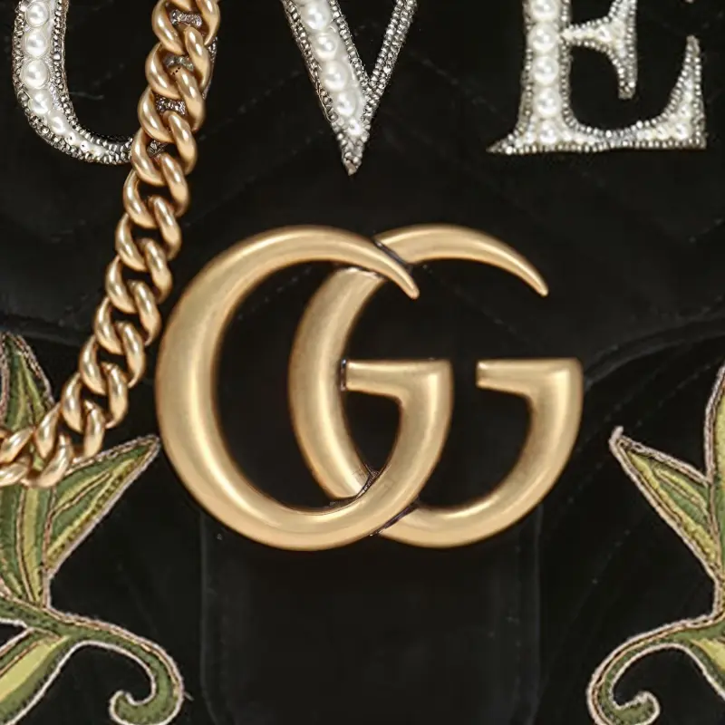 GUCCI GG Marmont Leather Shoulder Bag Medium Size Women's Black-5