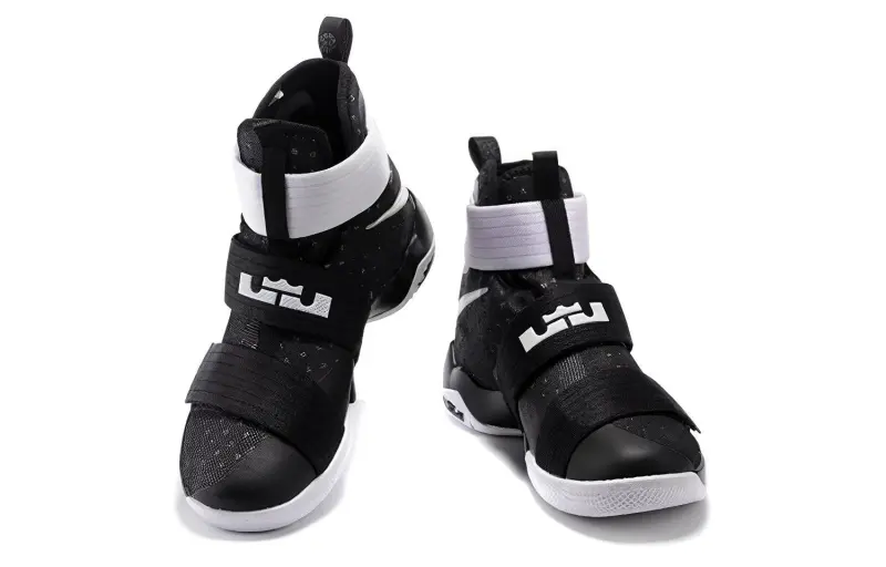 Nike LeBron Zoom Soldier 10 Team Bank Black-3