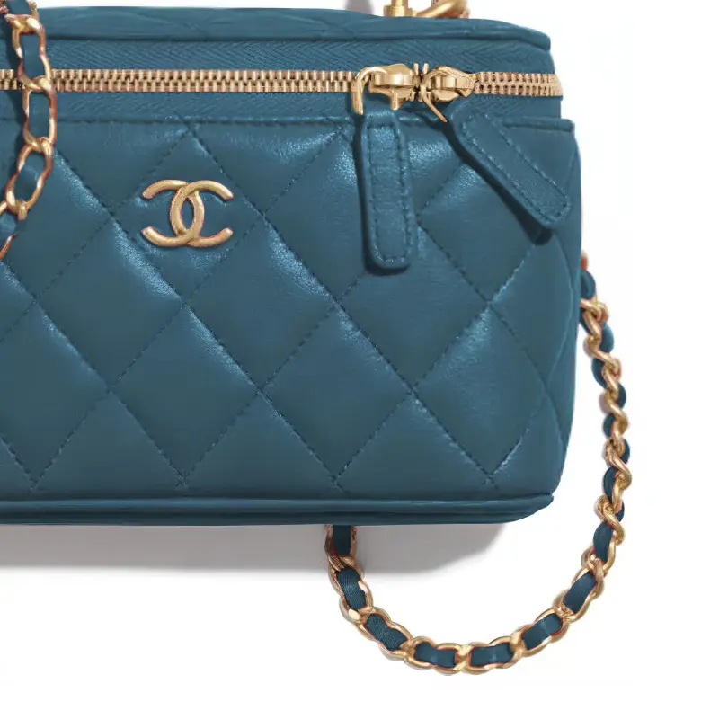 CHANEL Sheepskin Toiletry Bag, Cell Phone Pouch, Shoulder Bag, Crossbody Bag Women's Green-1