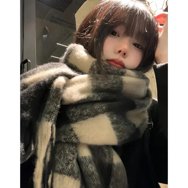CLARKIA FLOWER Knit Scarves Women's-1