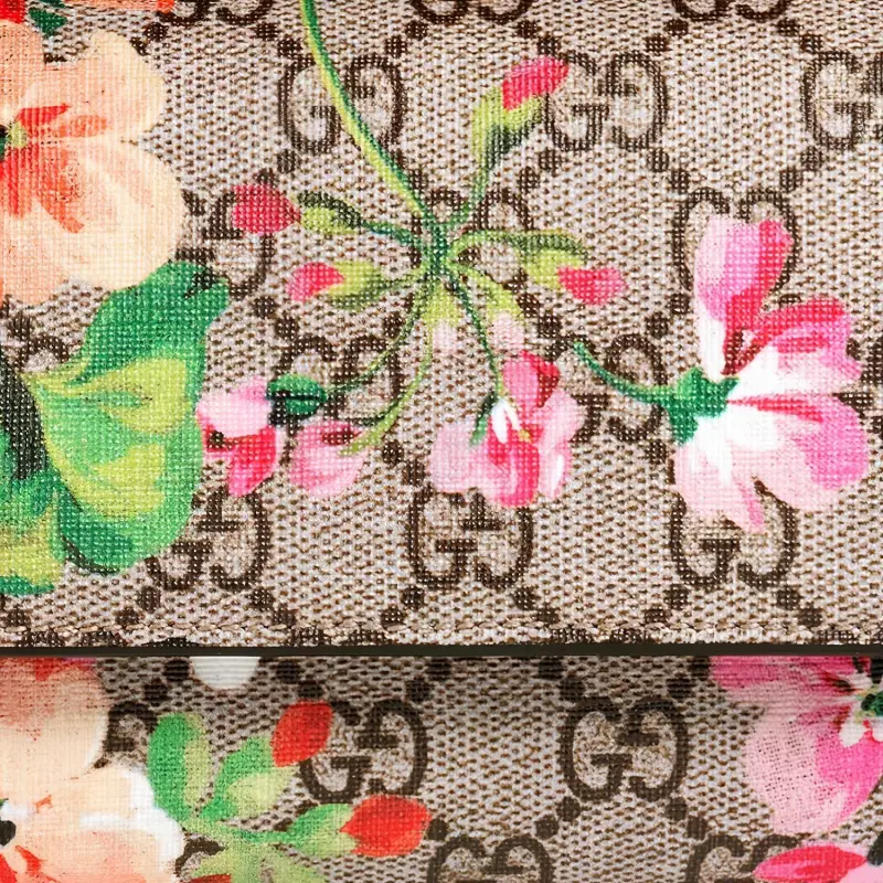 GUCCI GG Blooms Wallets-3
