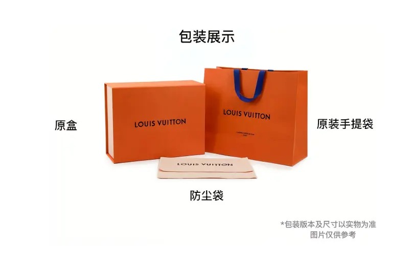 LOUIS VUITTON Lisa Wallet-4