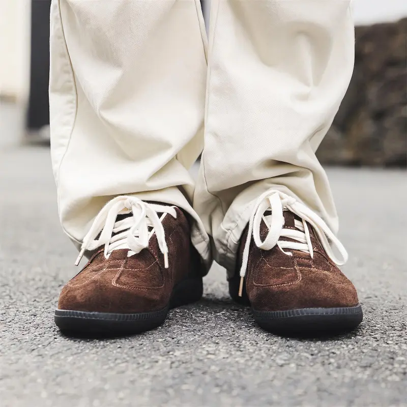 PAVEA Breathable Low Top Skateboard Shoes Men's Brown-1