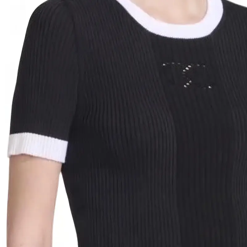 CHANEL T Shirts Women's Black-1