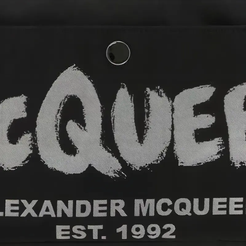 Alexander McQueen Leather Makeup Bag Men's Black-4