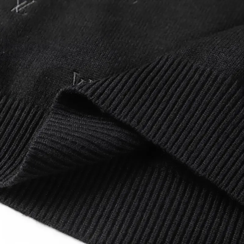 Lv Lv Blason All Over Embroidered Crewneck-7