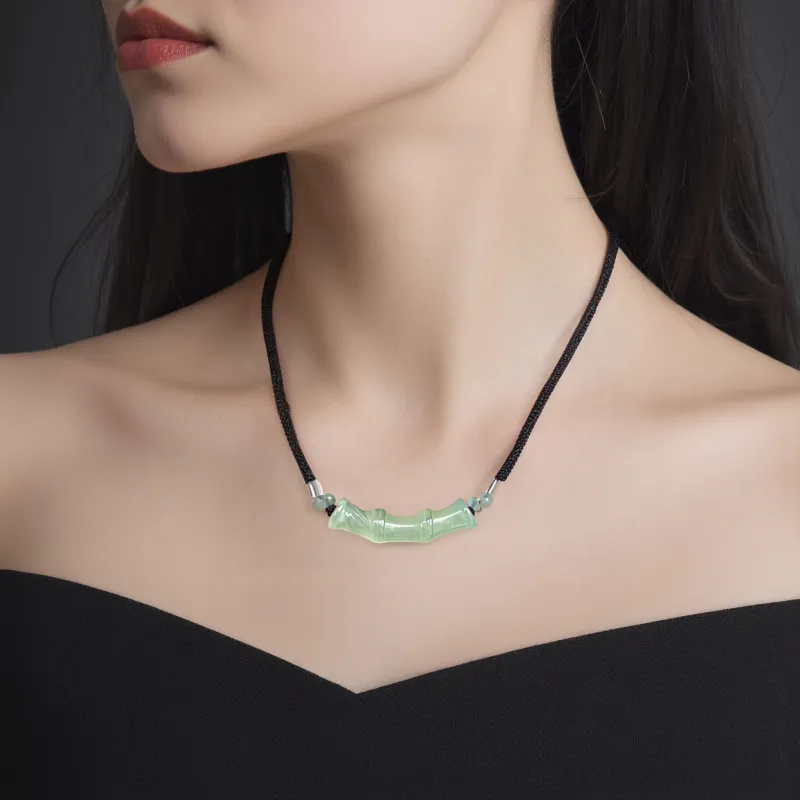 Tang Zhi Serpentine Jade Necklaces Unisex-5